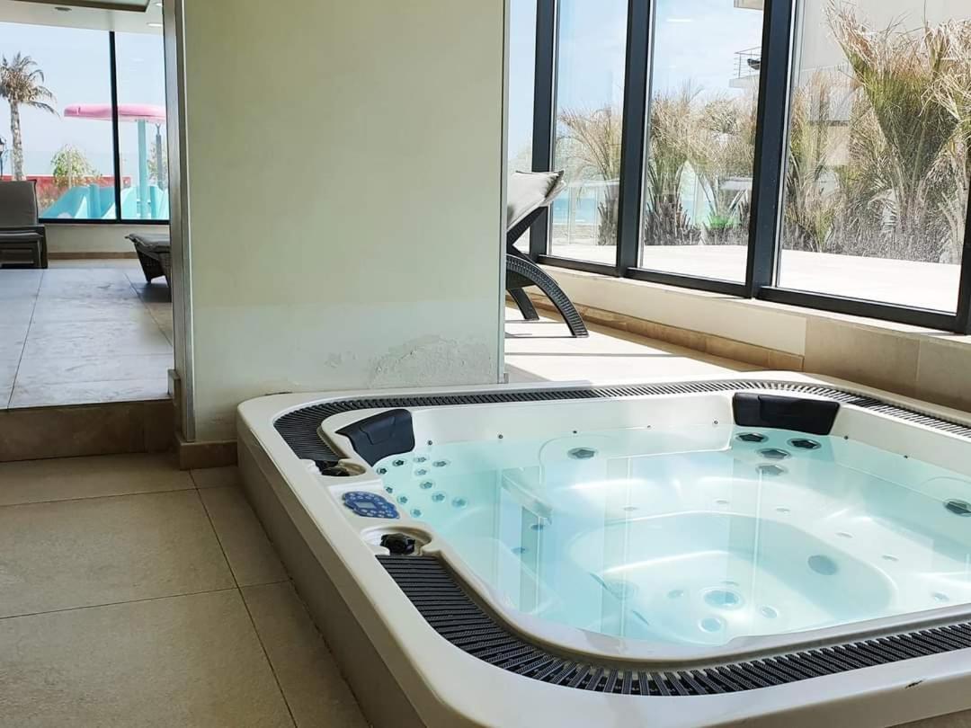 Desiree Beach Apartment Năvodari Extérieur photo